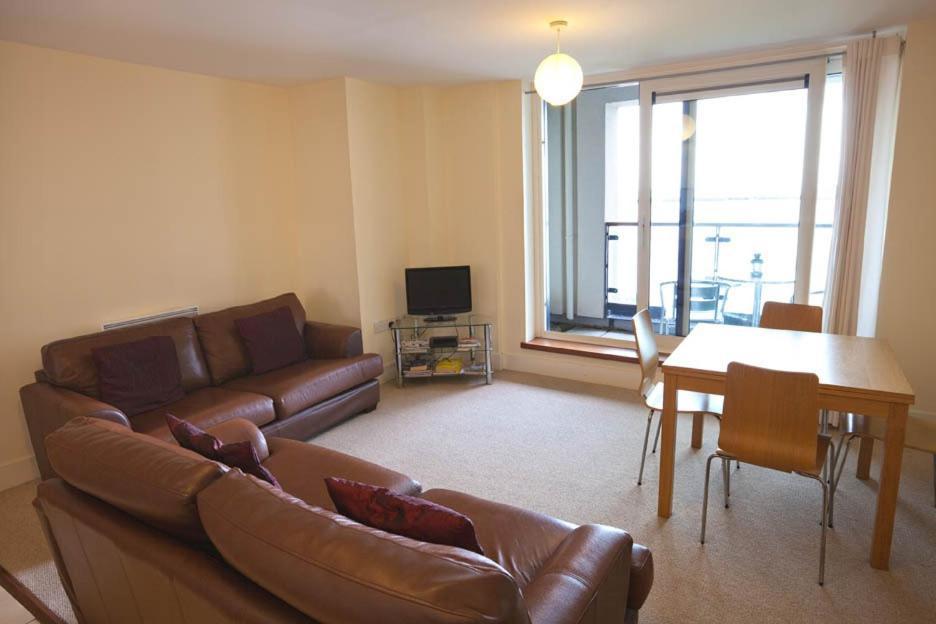 Bayview Apartments Sports Village Cardiff Free Parking & Free Wi Fi المظهر الخارجي الصورة